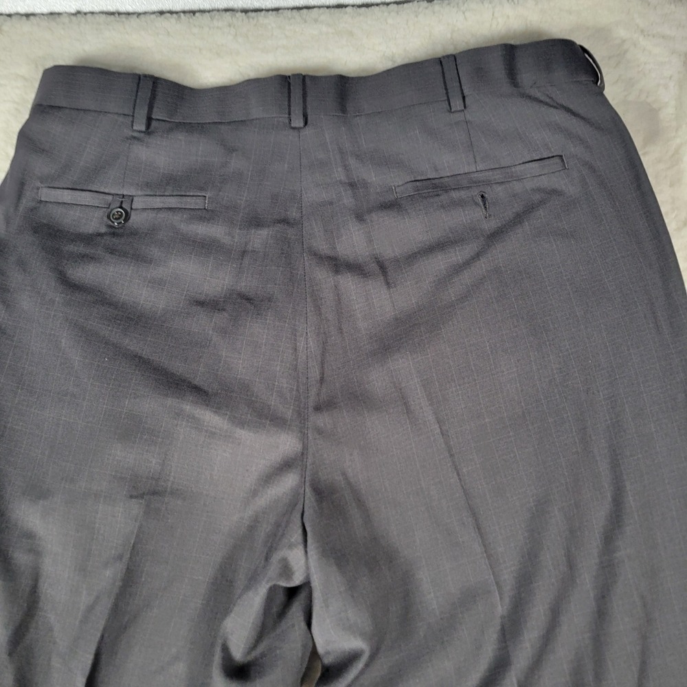 Roundtree & Yorke Dress Pants Mens 38x30 actual(38x32)Charcoal Gray Travel Smart - Picture 8 of 9